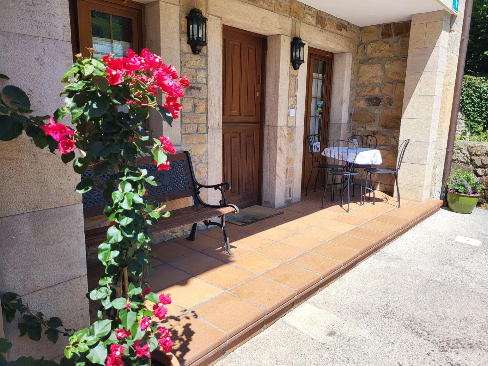 Vila La Casa De La Vega Arenas De Cabrales Exteriér fotografie