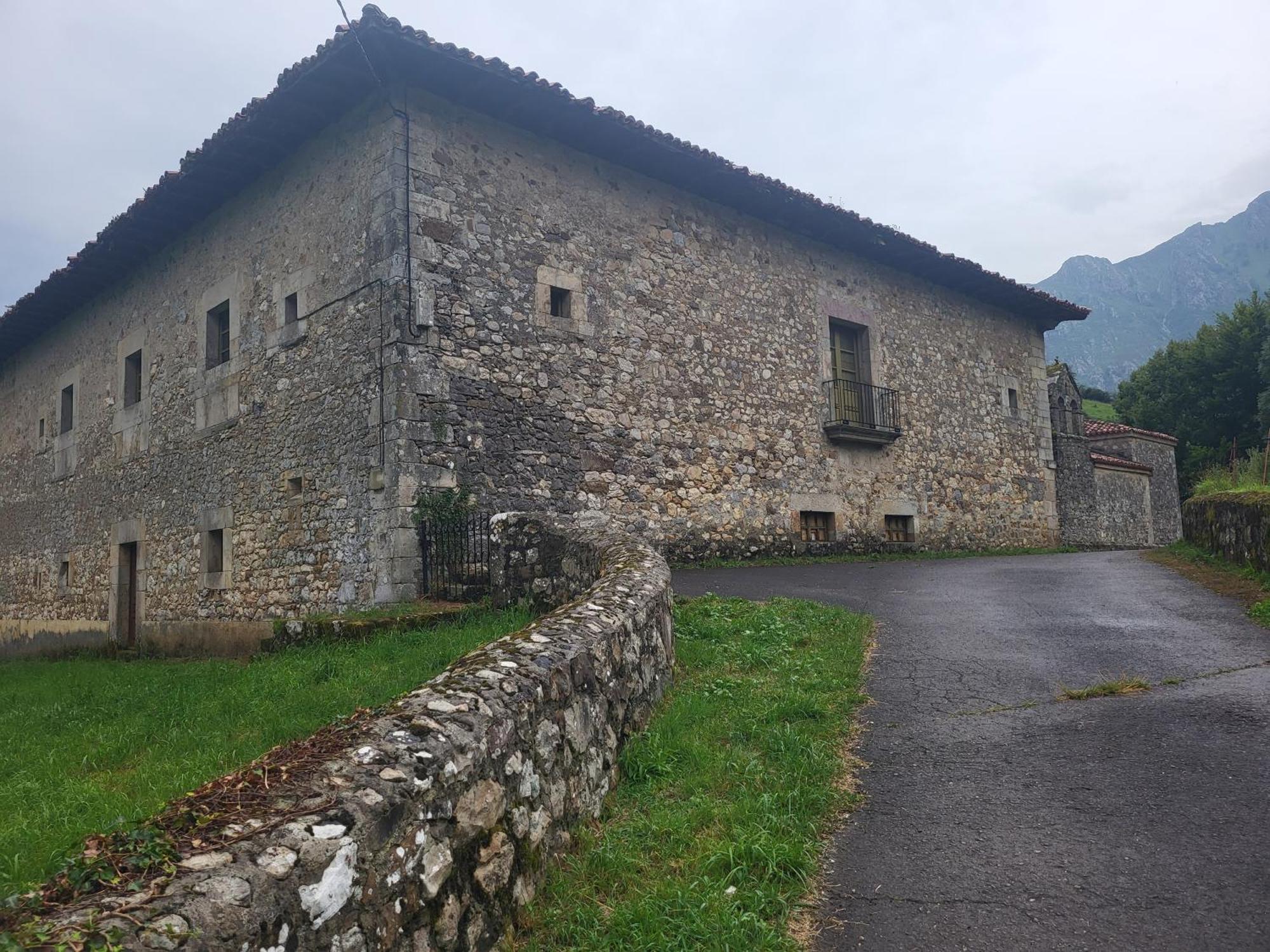 Vila La Casa De La Vega Arenas De Cabrales Exteriér fotografie